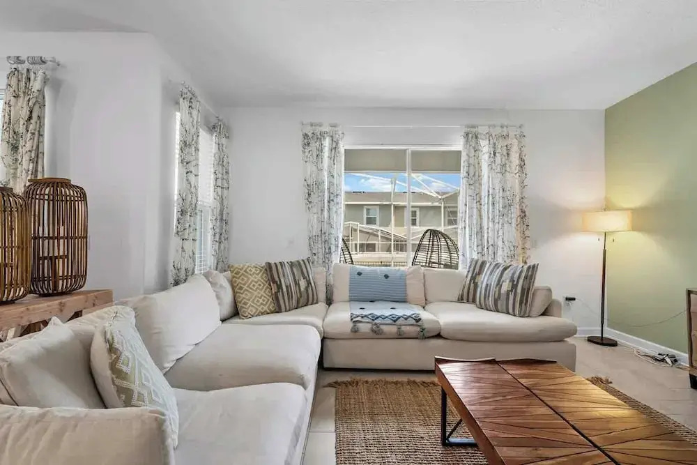 Great Price Luxury 6-bed Pool 15 ppl Great Resort