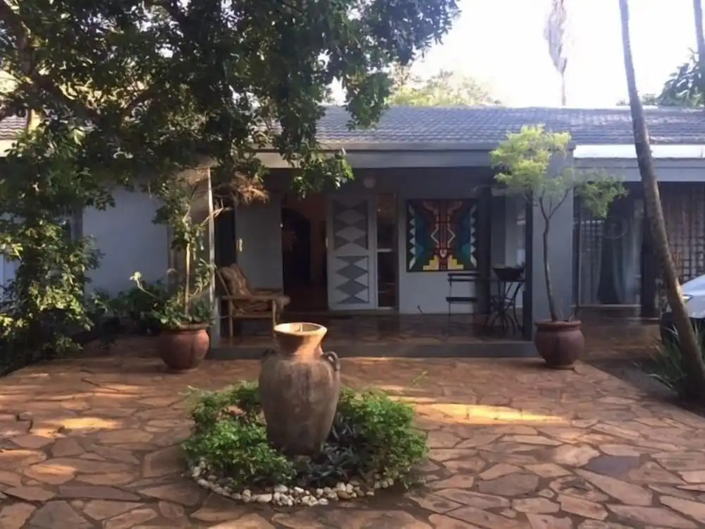 HLULALA GUEST HOUSE