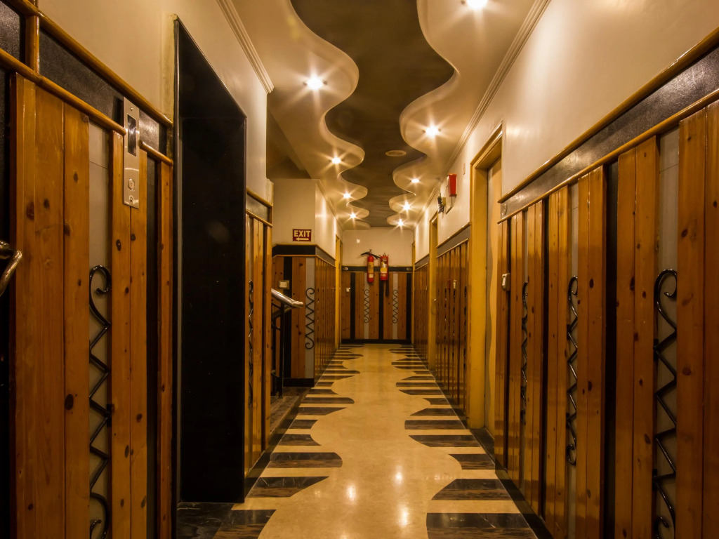 The Suncourt Hotel Yatri