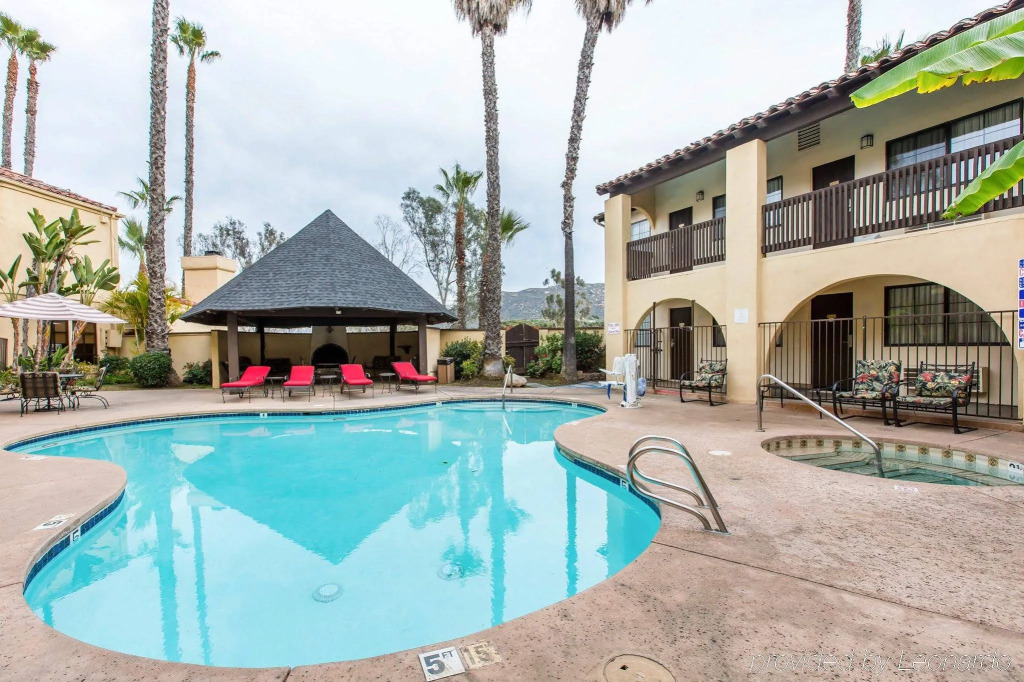 Quality Inn Fallbrook I-15