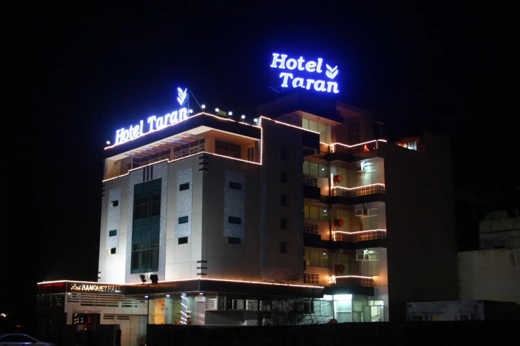 Hotel Taran by OYO