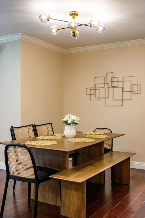 Private Room With Shared Bathroom