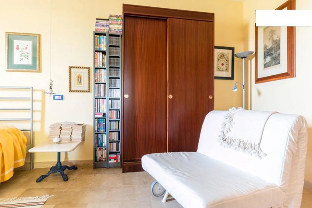 Studio in Modica, With Pool Access, Furnished Terrace and Wifi - 20 km