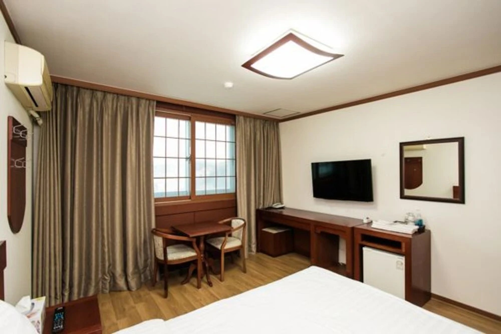 Boryeong Sunset Park Pension