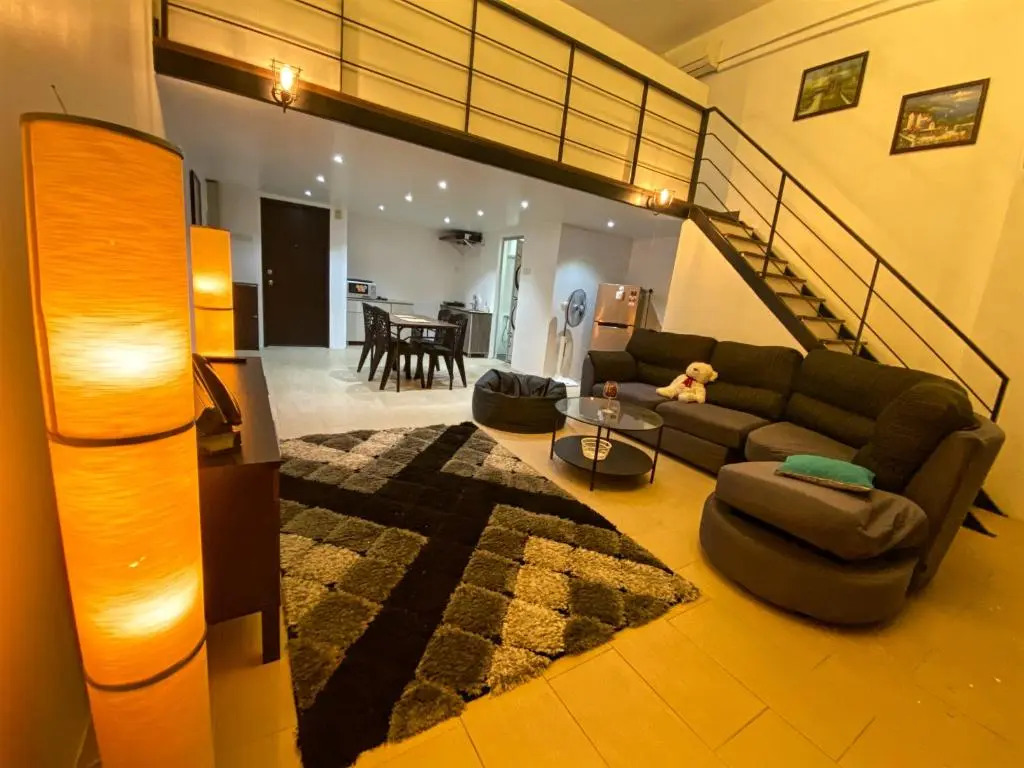 2flr Apartment at Empire Subang Jaya includes WiFi