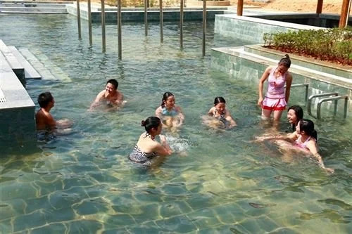 Guilin Dan Xia Hot Spring