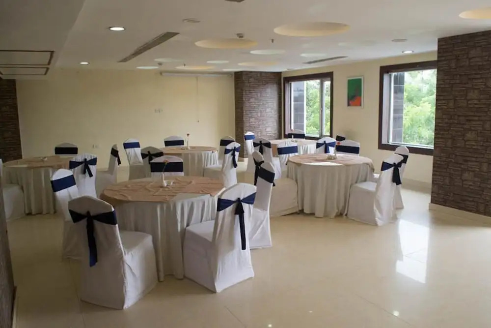 OYO 1651 Hotel Seetal