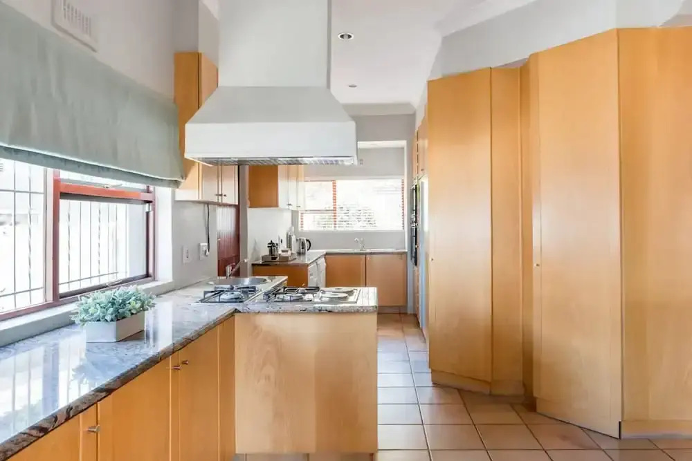3 Bedroom Hilltop Home with Spectacular Views