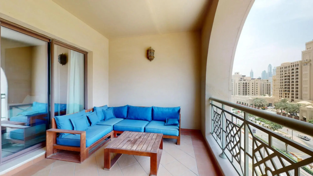 Palm Jumeirah Golden Mile 9 9601
