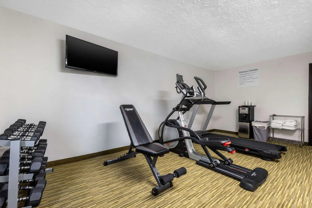 Quality Inn Coraopolis - Pittsburgh Airport