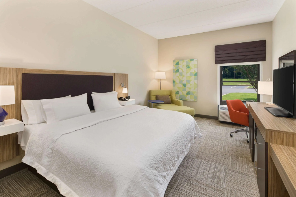Hampton Inn Lagrange near Callaway Gardens