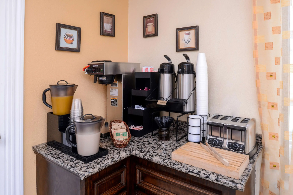 Americas Best Value Inn & Suites Waller/Prairie View