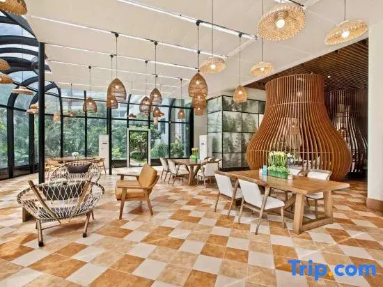 Tianxiaxi Seaview Hotel Apartment (Beihai Yintan)