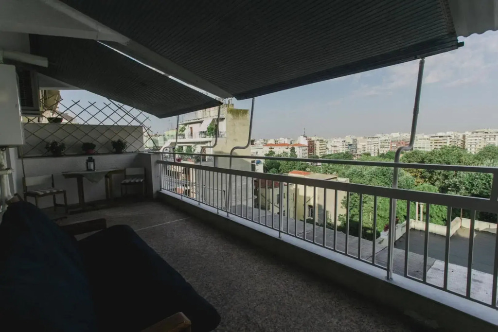 Top floor apartment at the city center