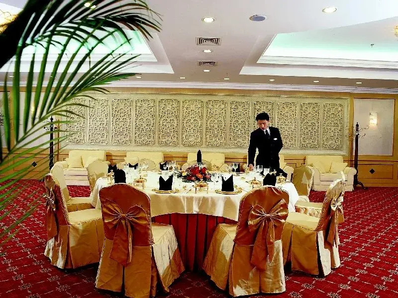 Eastern Air Hotel