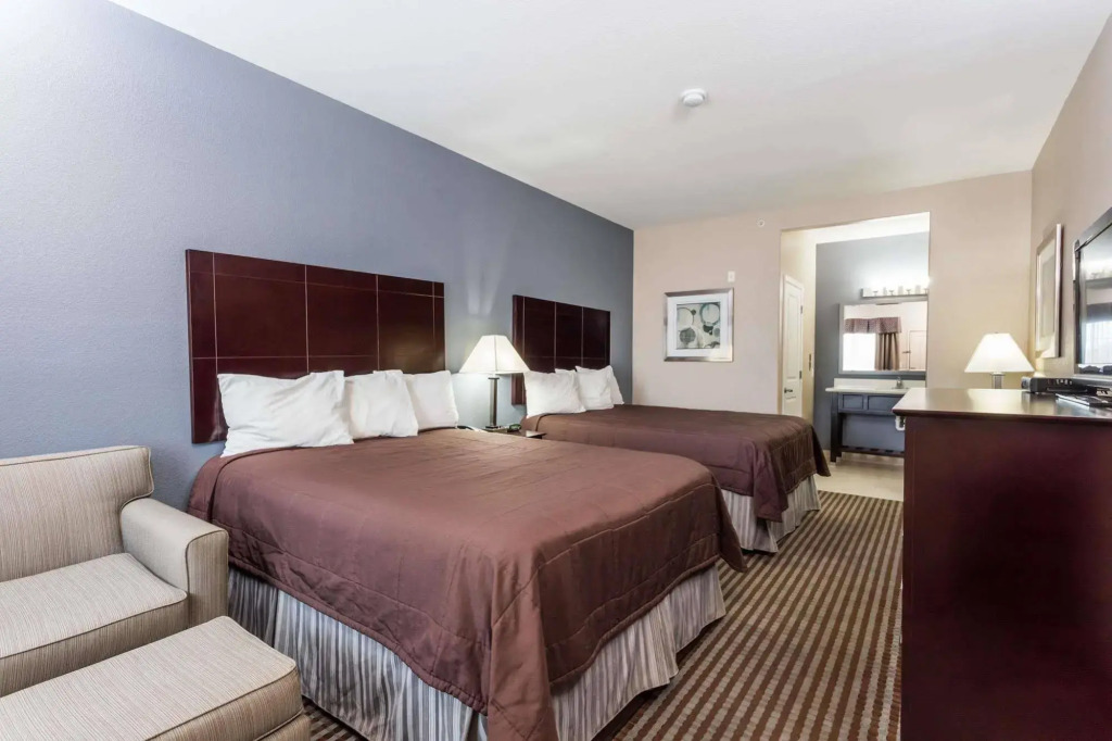 Atria Inn & Suites