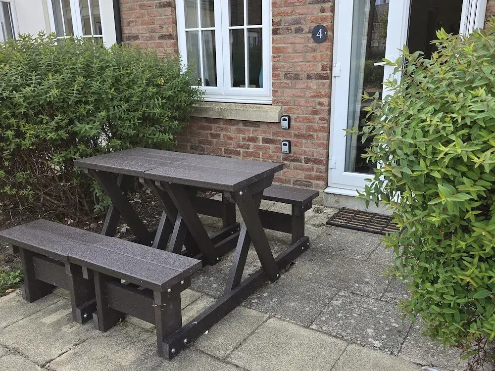 Puffin Lodge - Part of the The Bay Filey Holiday Village with pool, gym and direct beach access, pub, restaurant, tennis and meadows walks