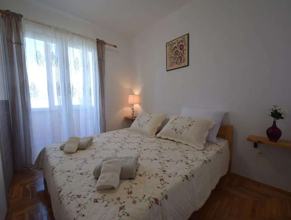 Apartment Lucy