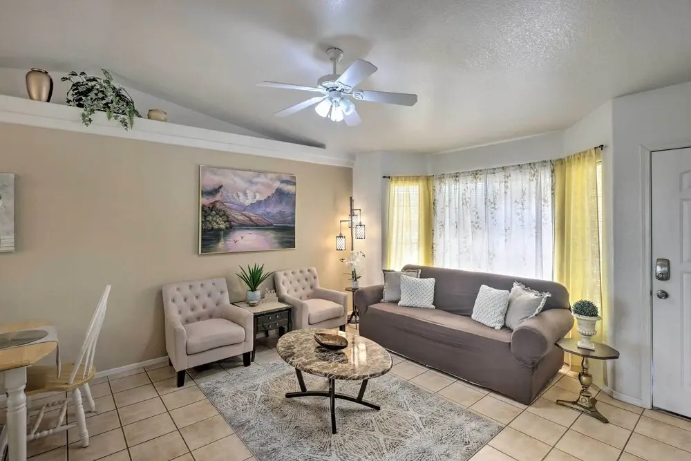 2 Mi to Lake Havasu: Peaceful Home w/ Pool & Views