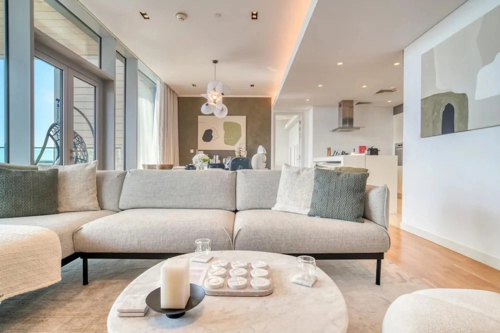 Sparkling Balcony Sea View Apt in Bluewaters