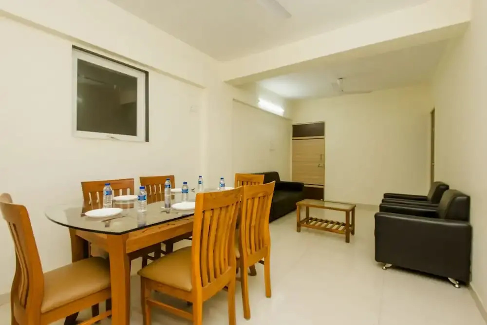OYO 11441 Hotel Blue Bells Residency