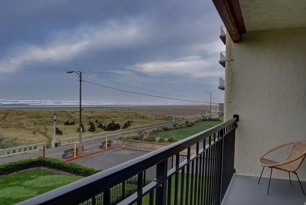 Seaside Beach Club 203