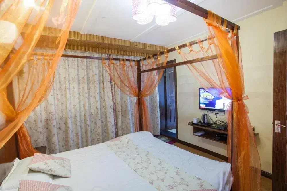 Wuzhen Times Town Theme Inn
