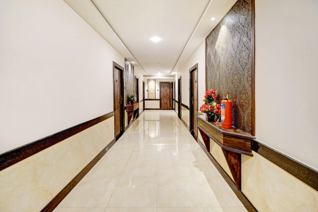 Hotel O Vijayawada Near Railway Station