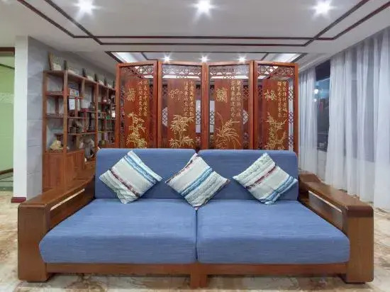 Zhangjiajie Yixiang Theme Hotel
