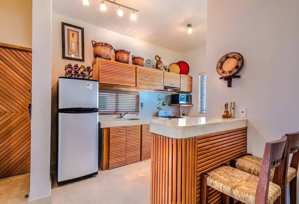 Charming 1 BR Between 5th Avenue and the Beach