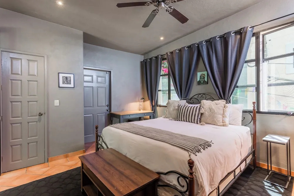 Panoramic Paradise 3BR Overlooking SMA