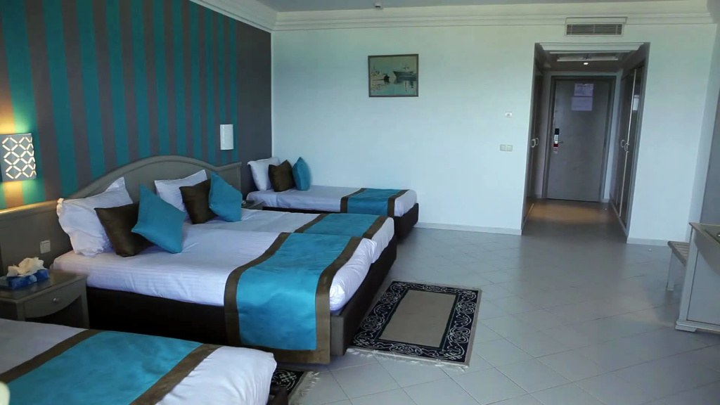 Курортный отель Riadh Palms Resort & Spa
