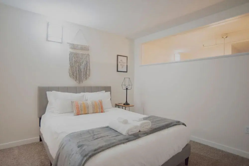 CozySuitesThe Block w Skybridge Access 2