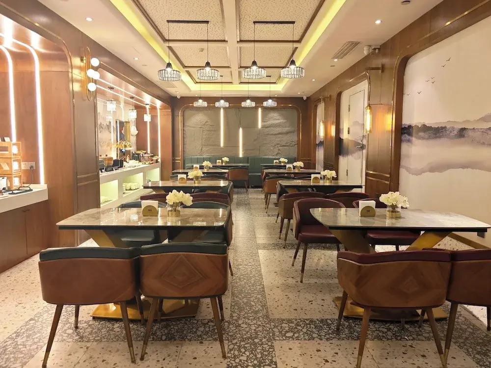 Nostalgia S Hotel (Beijing Nest-Type Olympic Stadium Center)
