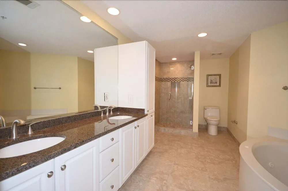 Hampton Place 6407