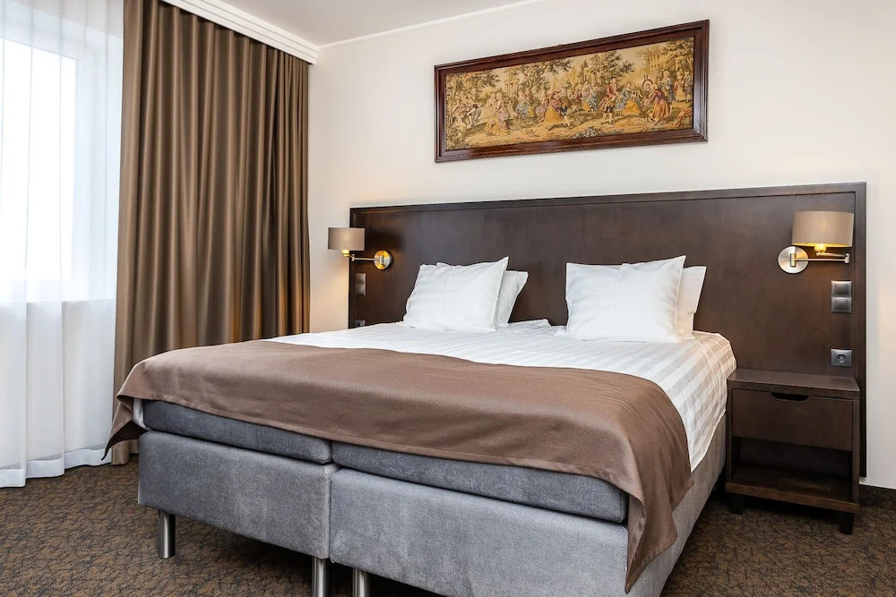 Adoryal Hotel
