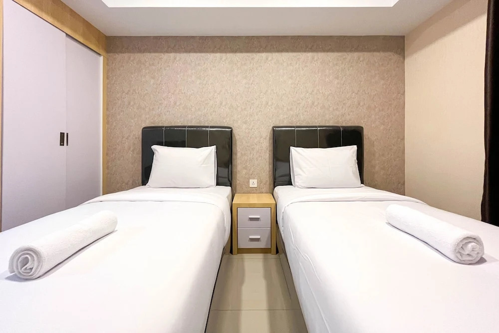 Minimalist Studio At De Prima Apartment Medan