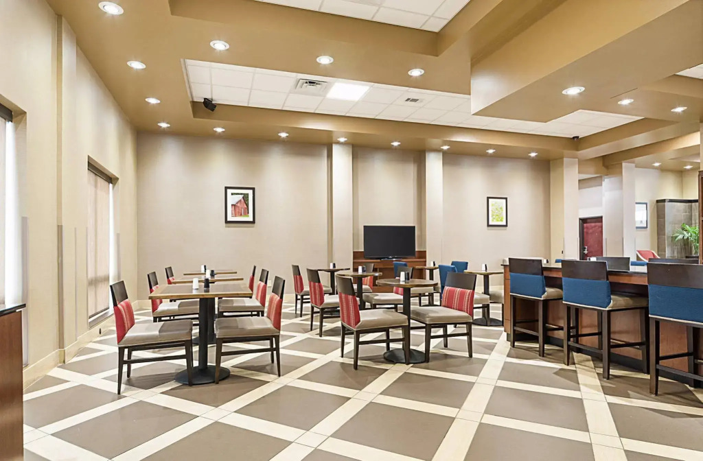 Comfort Suites Batesville