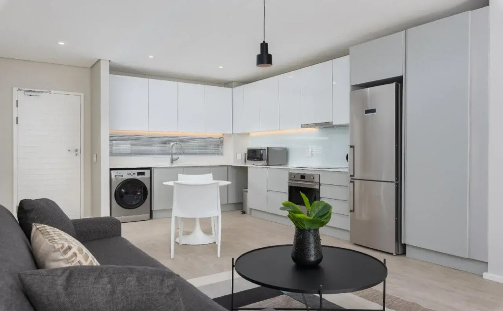Axis Luxury Apartments by Century City Hotels