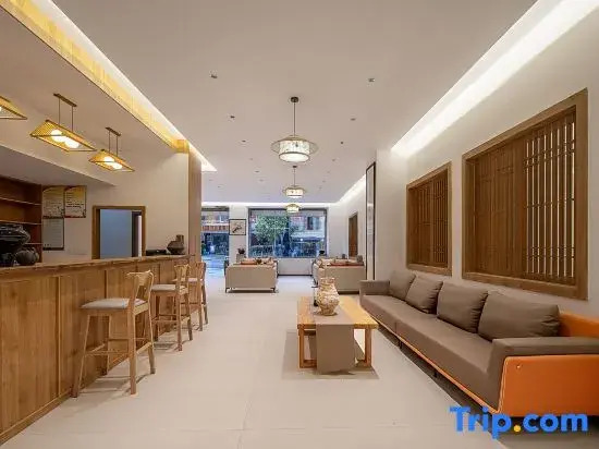 Moyun Yunxia Bieyuan Hot Spring Homestay (Moxi Ancient Town Branch)