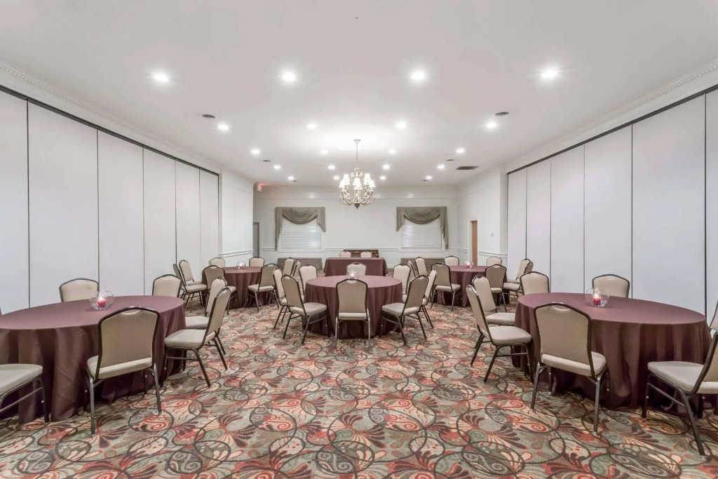Comfort Inn Huntington near University area