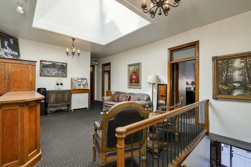Ryan Hotel