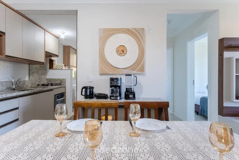 2 Bedroom Apart w/ Air 270m From the Beach Gps0102