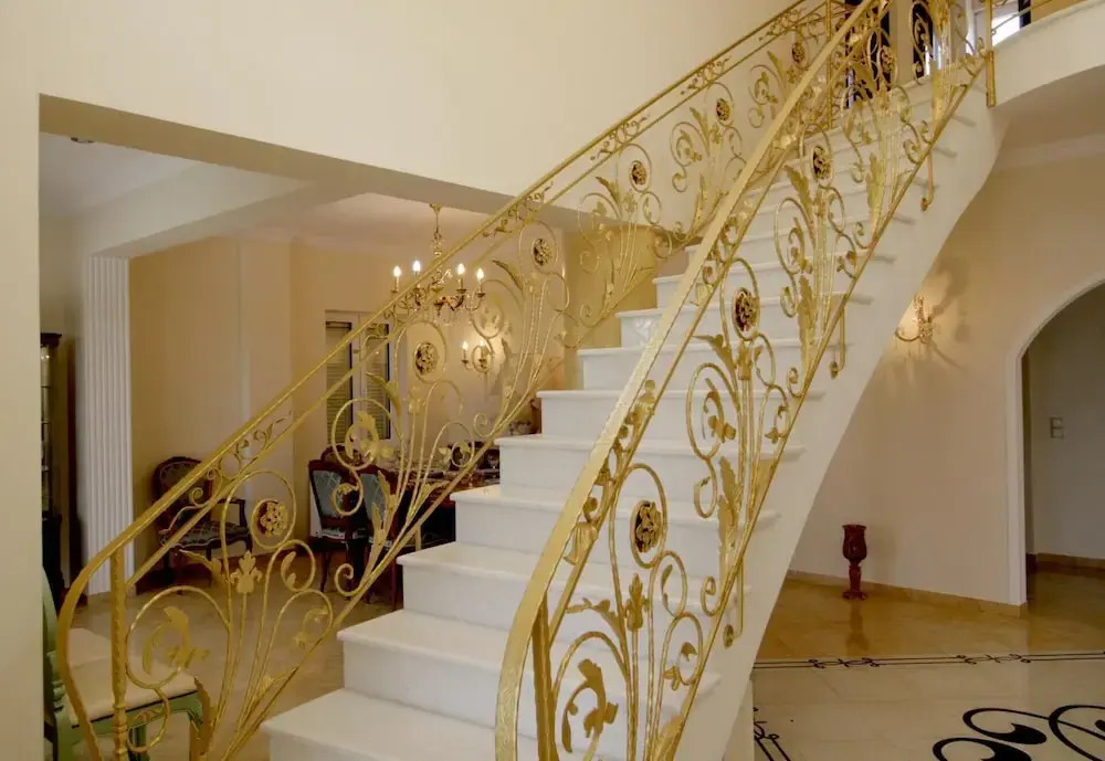 Luxurious Villa Anthi