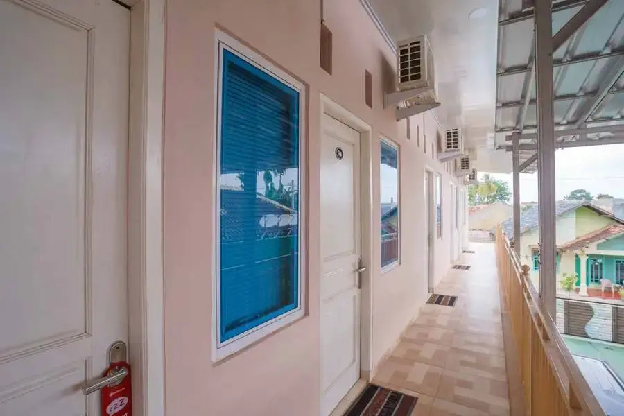 RedDoorz Syariah near PKOR Lampung