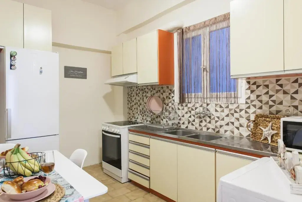 Cozy, Central, Safe apartment close to Acropolis