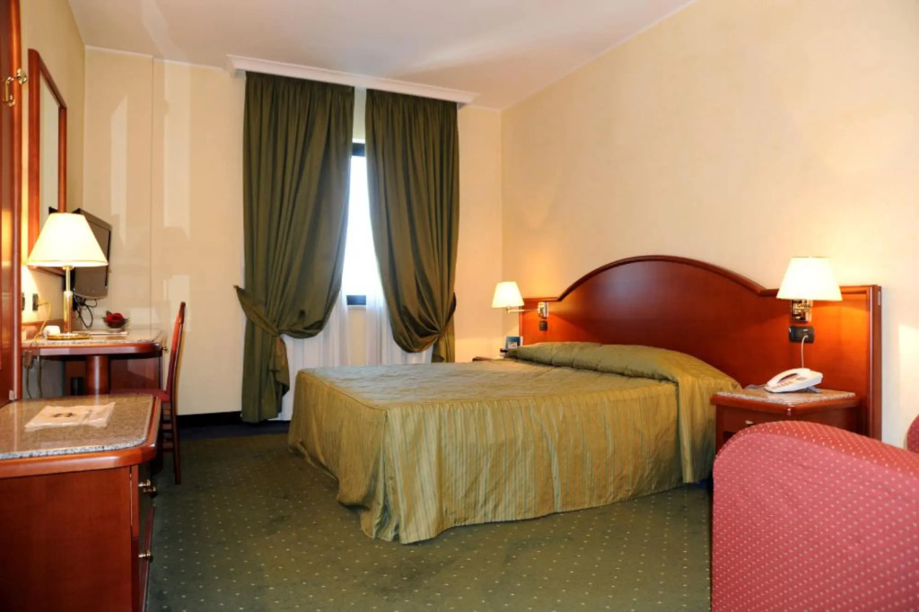 Edra Palace Hotel & Ristorante