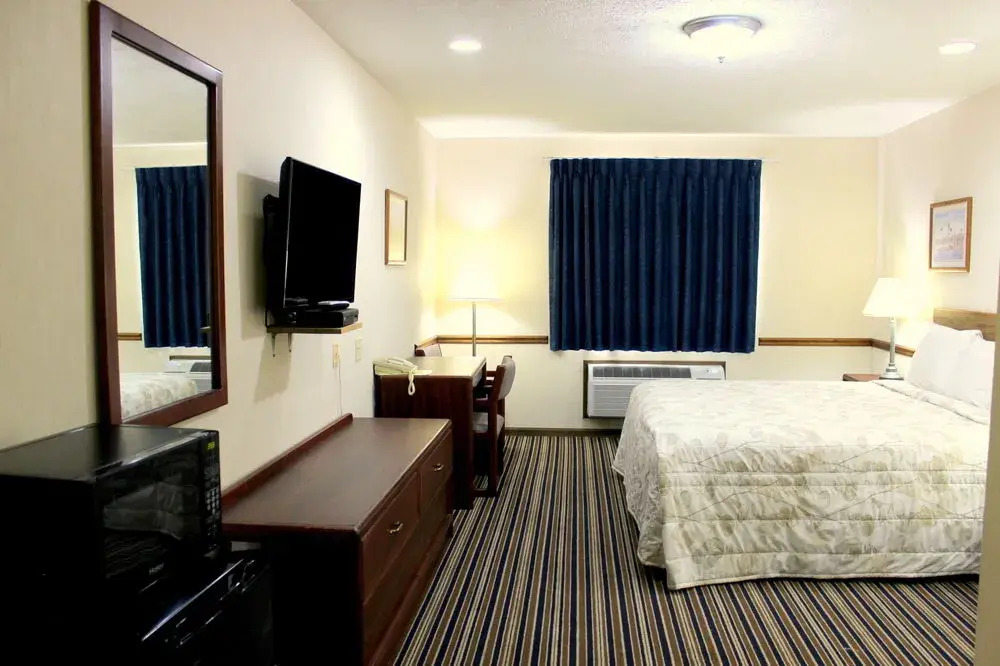DeSoto Inn & Suites - Missouri Valley, I-29, Exit - 75
