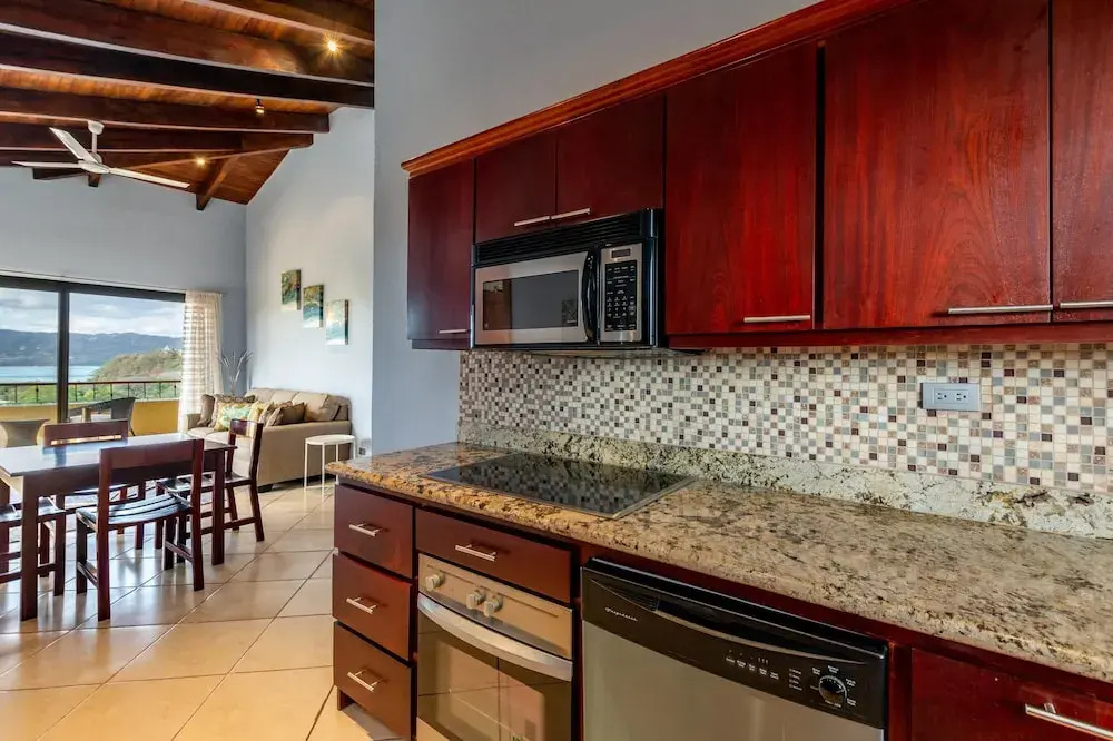 Modern, Immaculate Unit in Flamingo with Spectacular Ocean Views