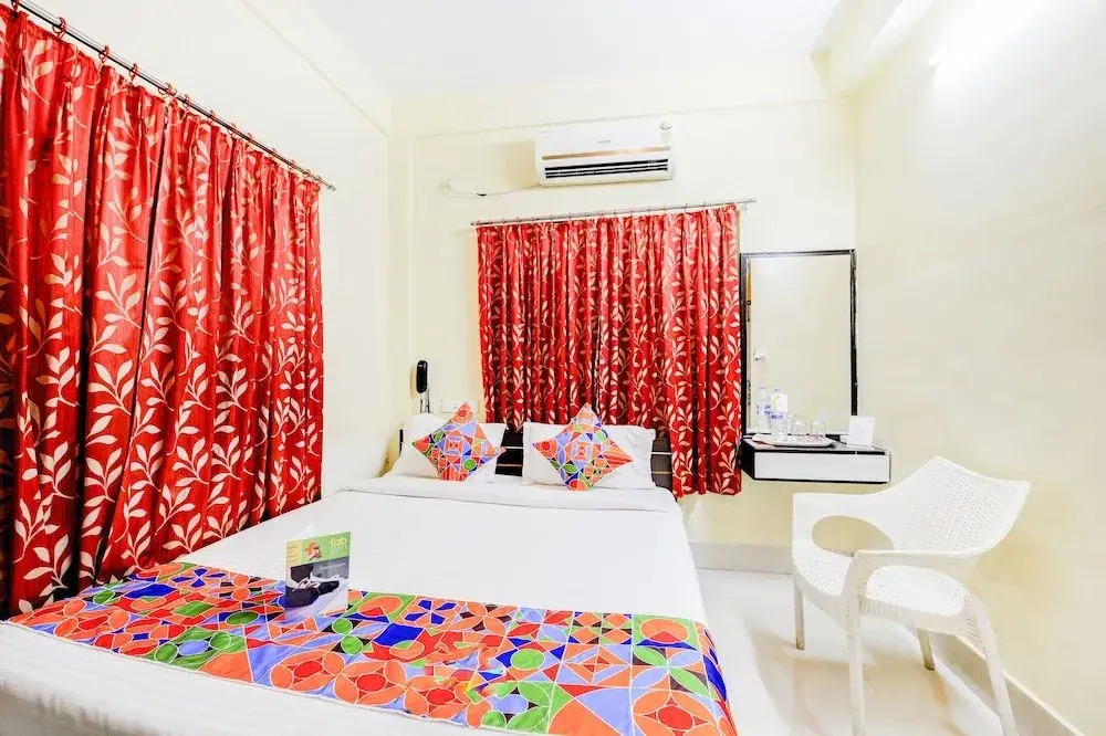 FabHotel Archana Guest House